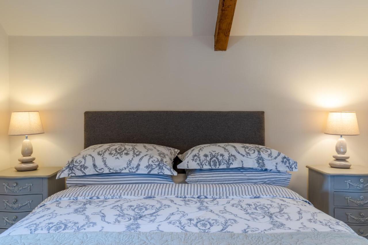 Buff Lodge Tackley المظهر الخارجي الصورة