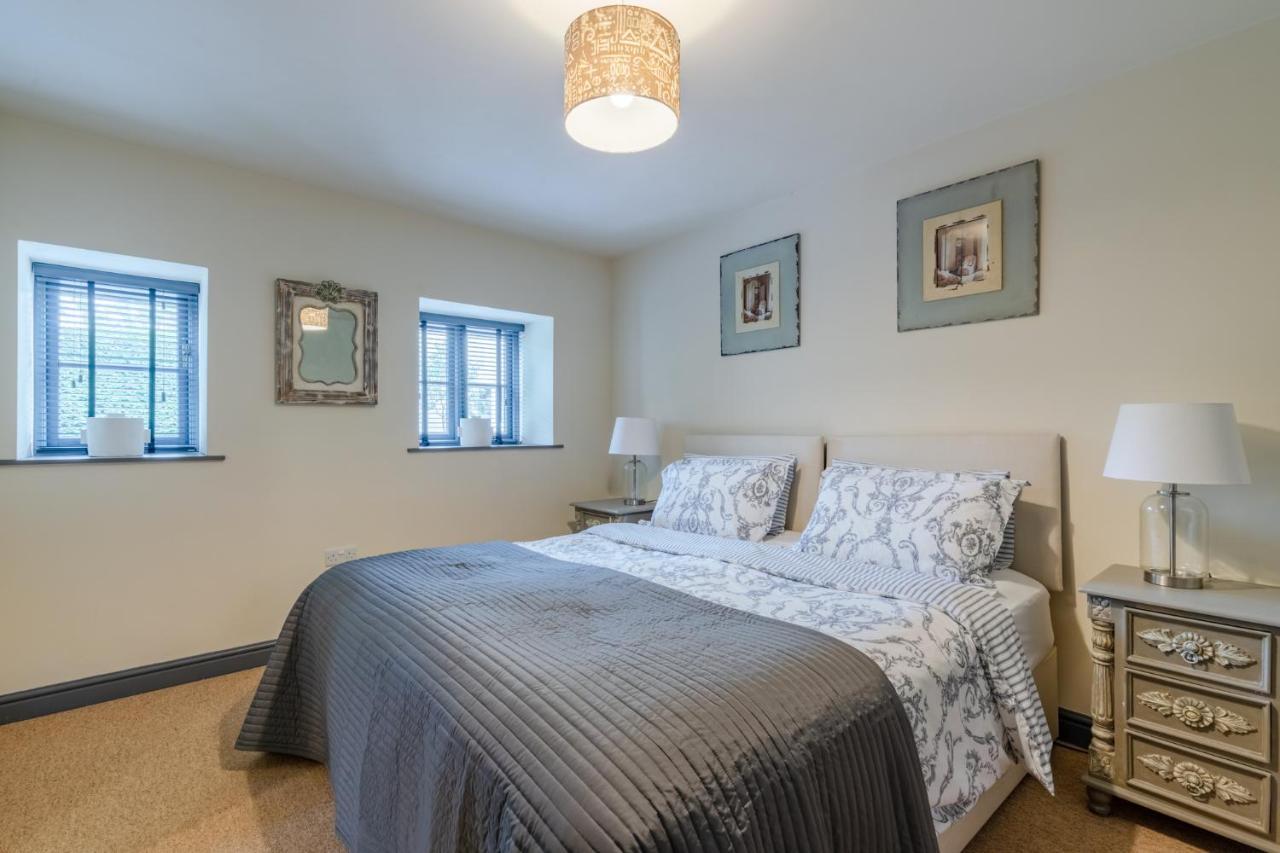 Buff Lodge Tackley المظهر الخارجي الصورة